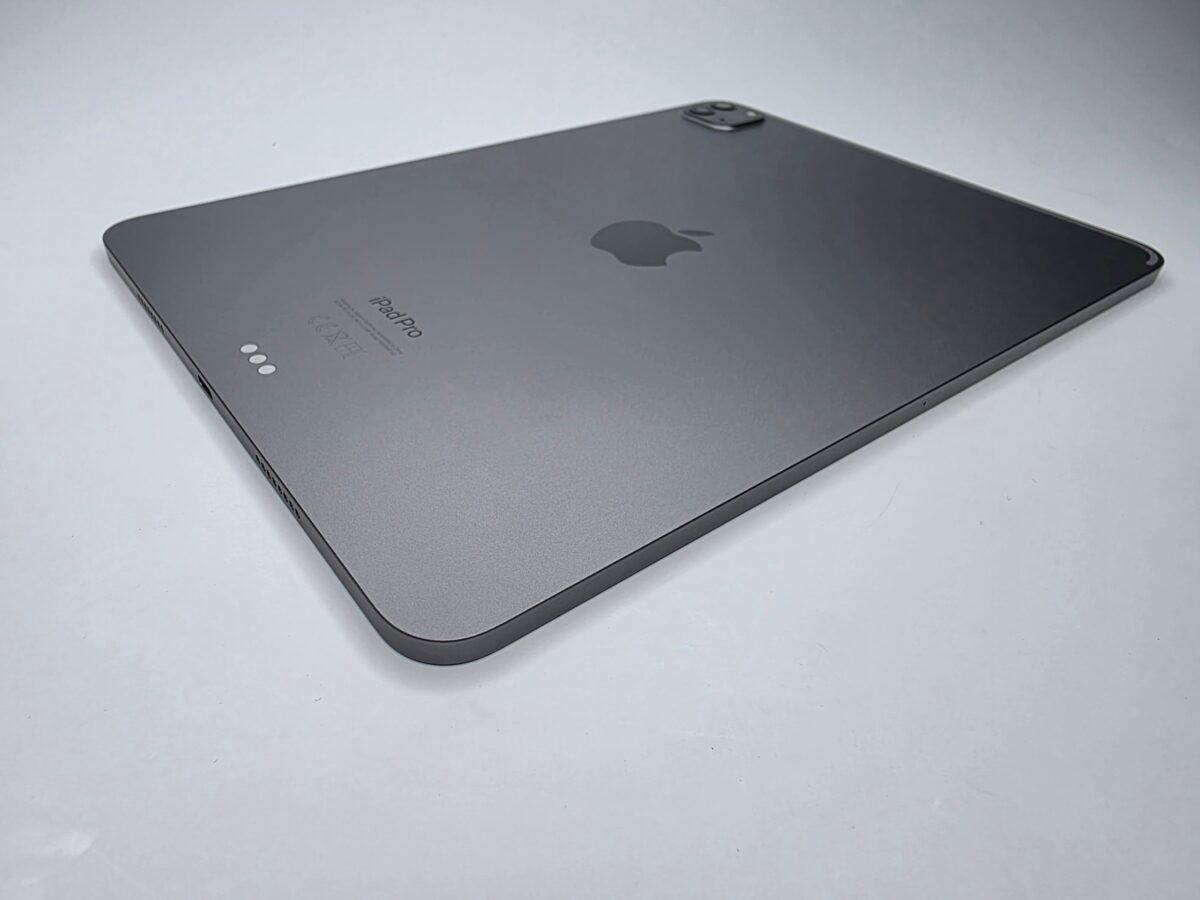 11e0e19f9581406a64e33ac719b138cc