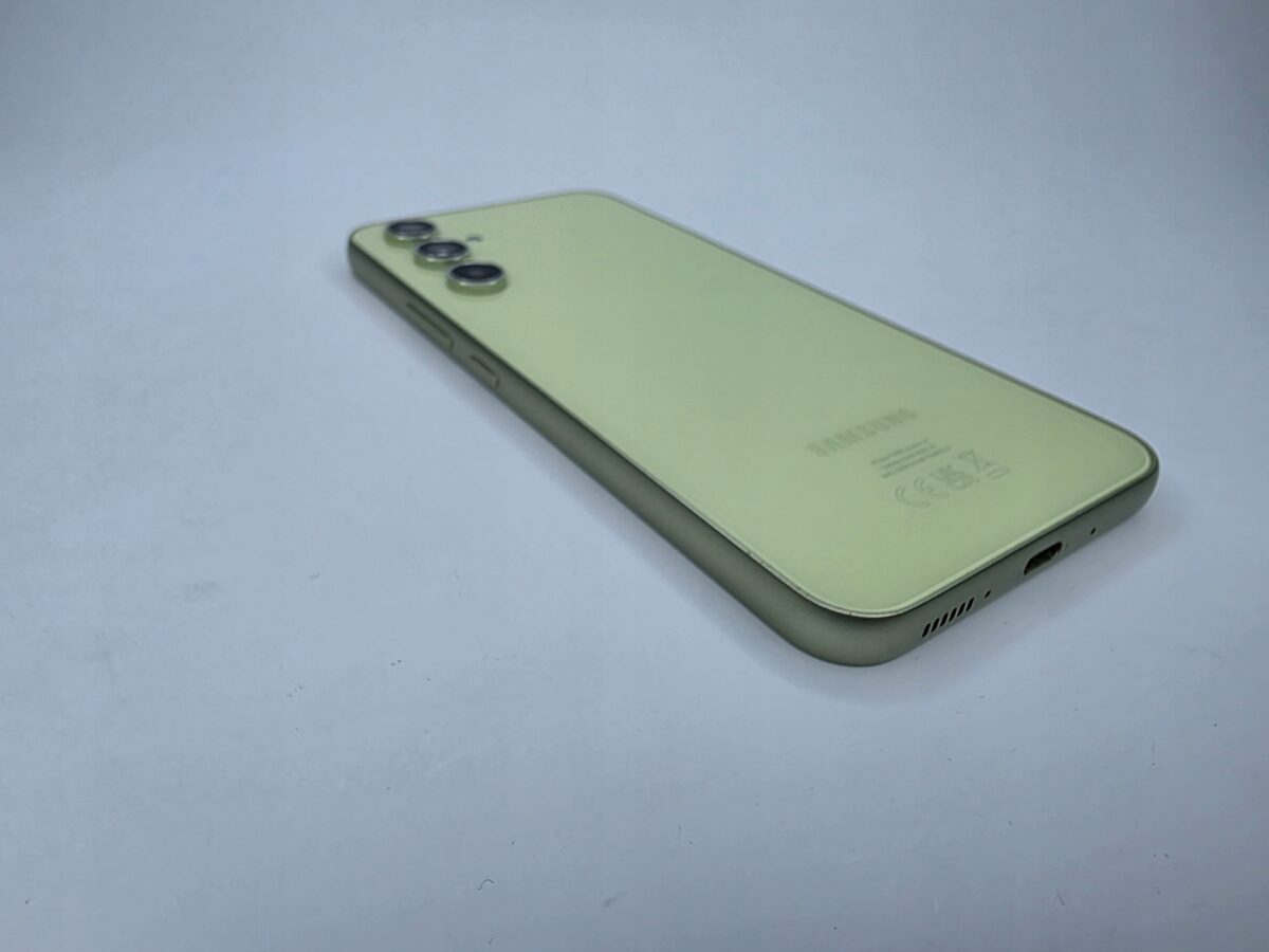 034309127a48eea9bfe90d4905435a4b