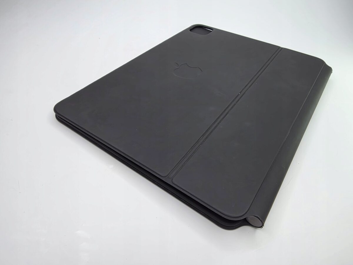 06e3500546757bf6ac23e93c443255d7