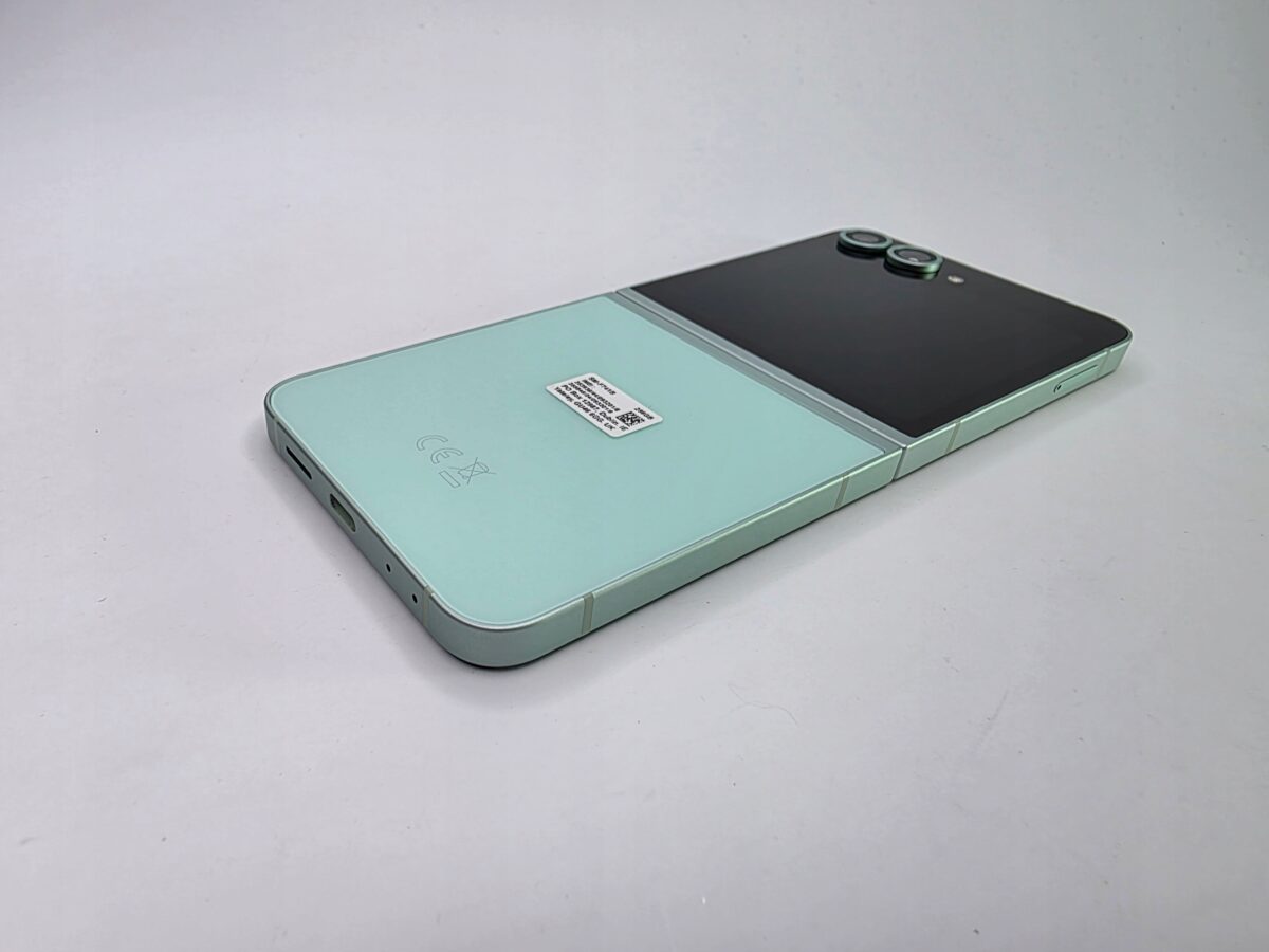 fa4fb9df676c46d77b84a9b64a00d757