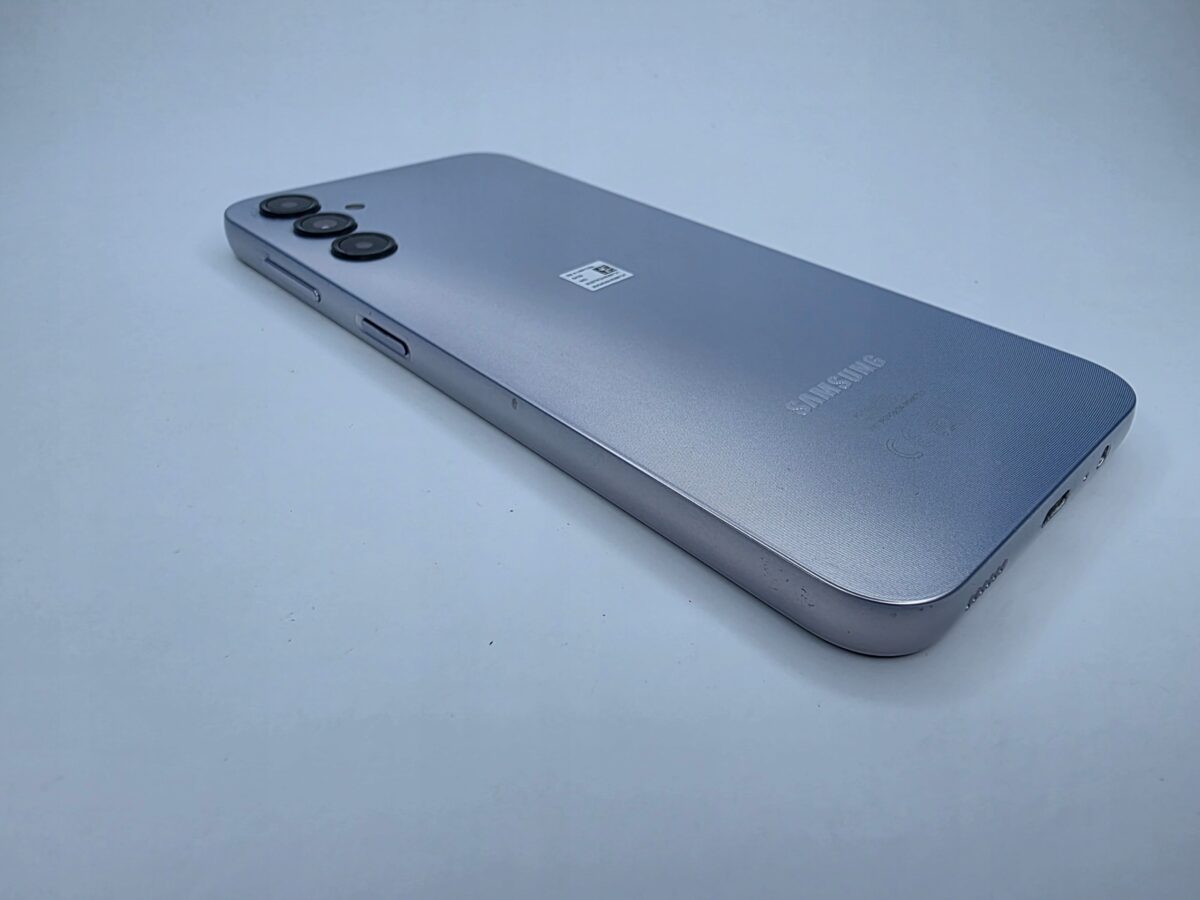 f35a27f06cdb940a9204d675d0cc3688