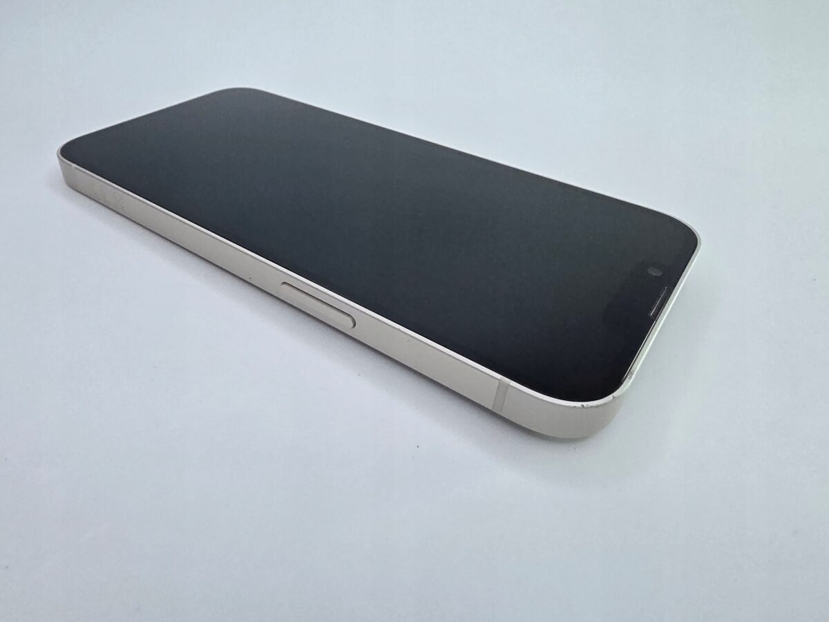 ee4e13659895f6d818a07d3831cb40ec