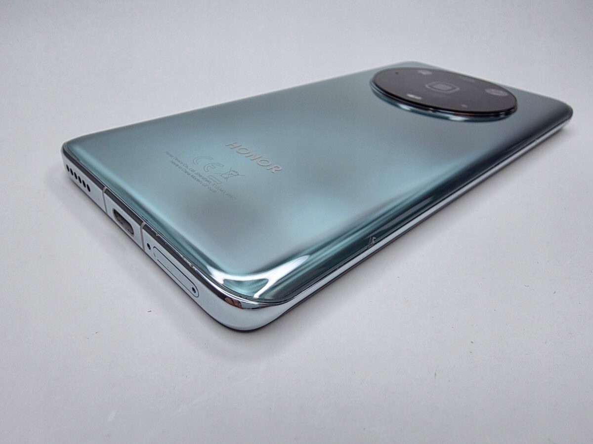 8b01f2ad6002ace517bbdcc08a5a1d3f