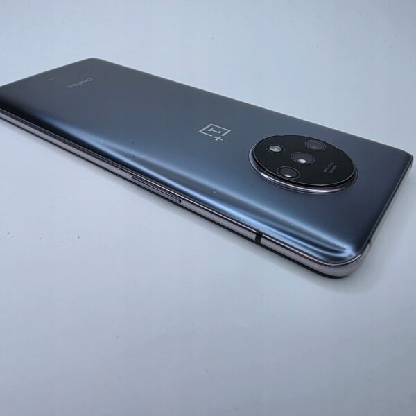 238bf2ad7fdd100e3533fe6ff8e6a2bb