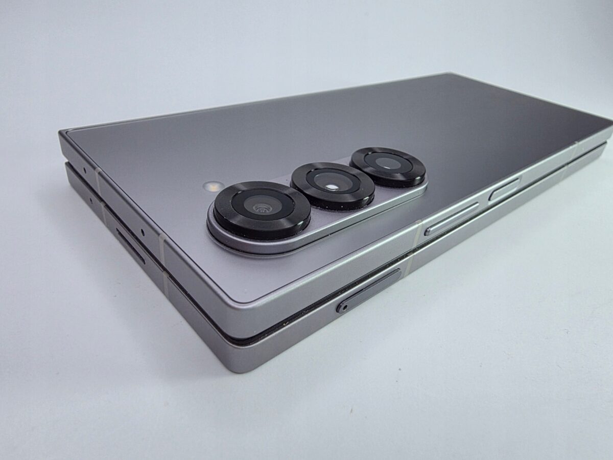 c05e3cad453a8ee8ca84ffbb24cf7bfb