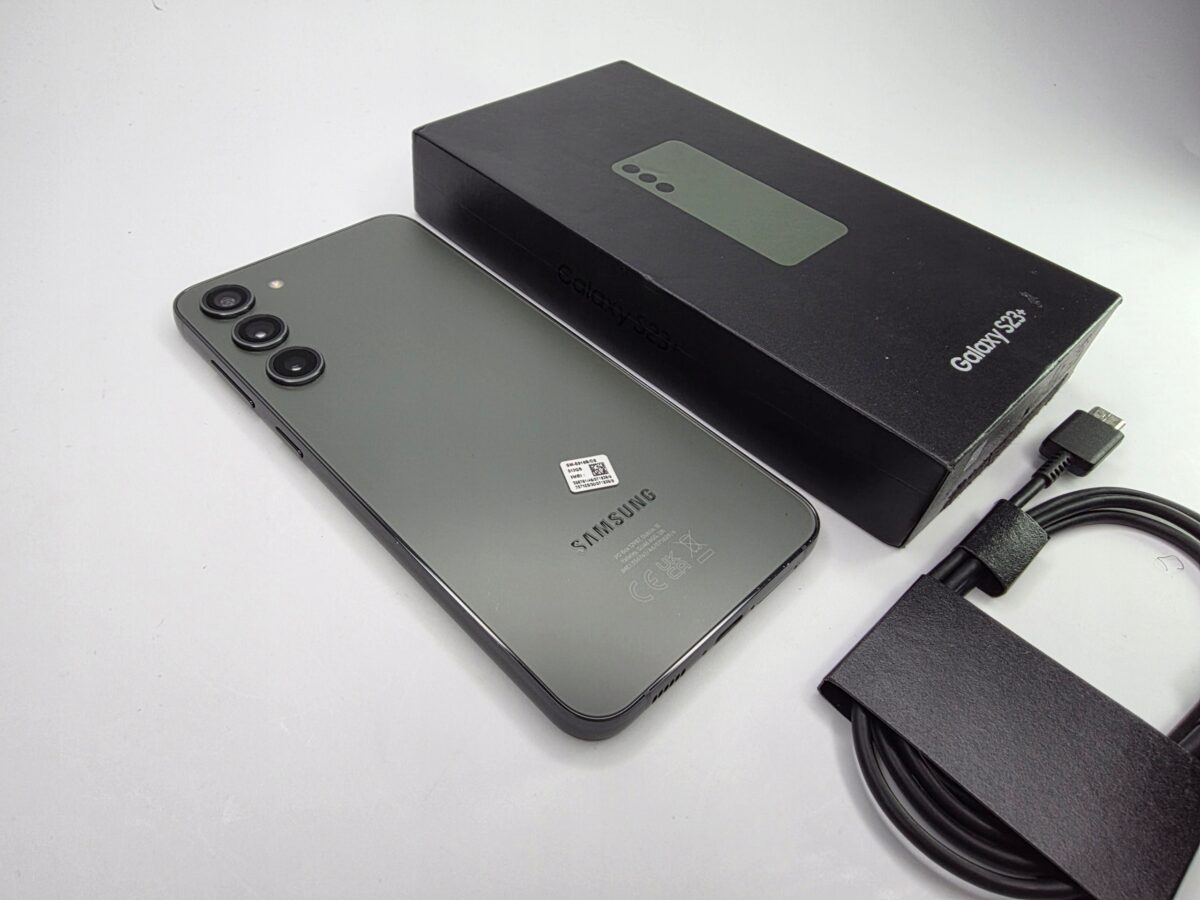 897cd09581606442f1359c6bbd5c4ab9