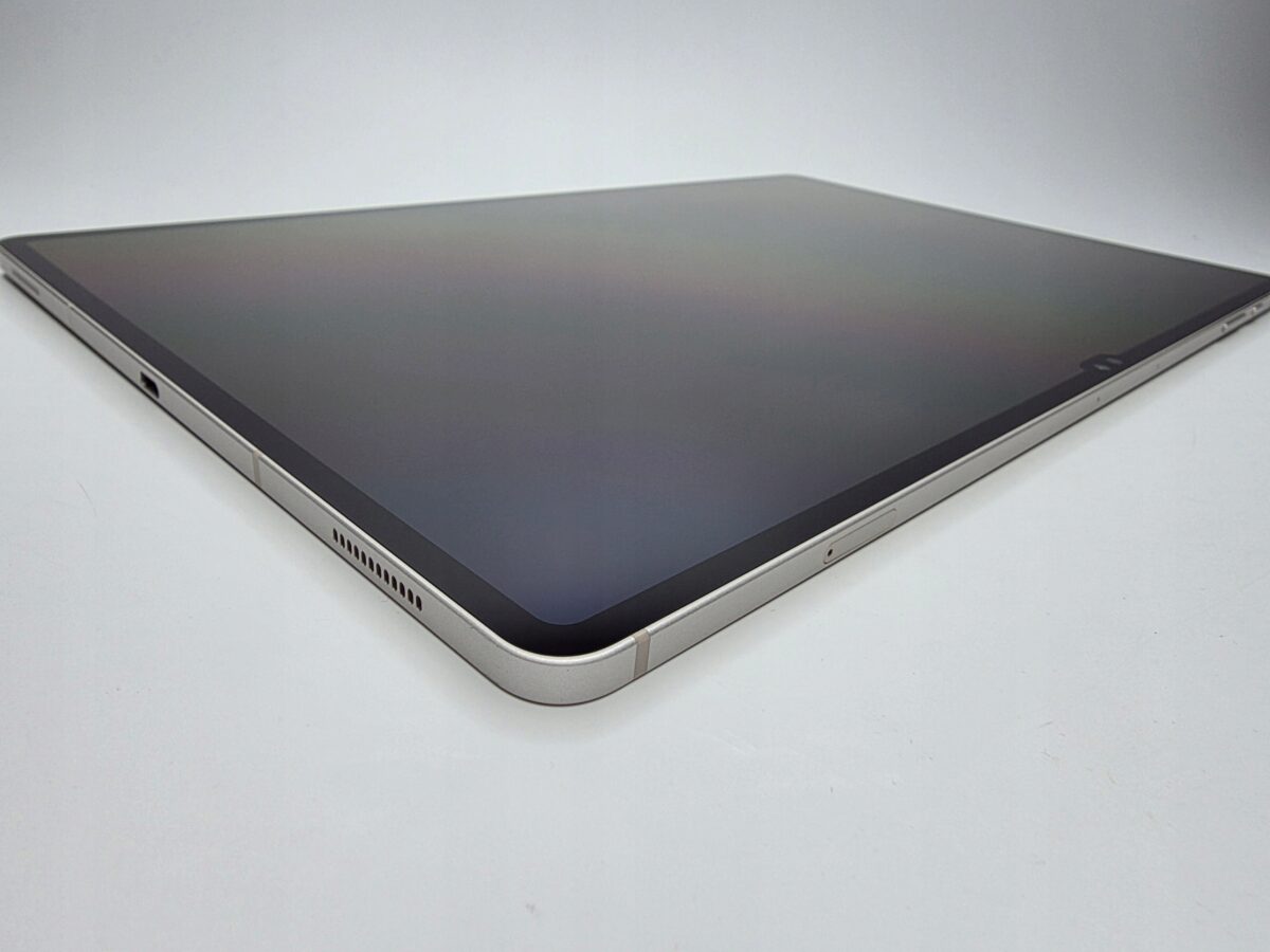 d90e6e032bb7fdbf698ff0a5c77b5d53