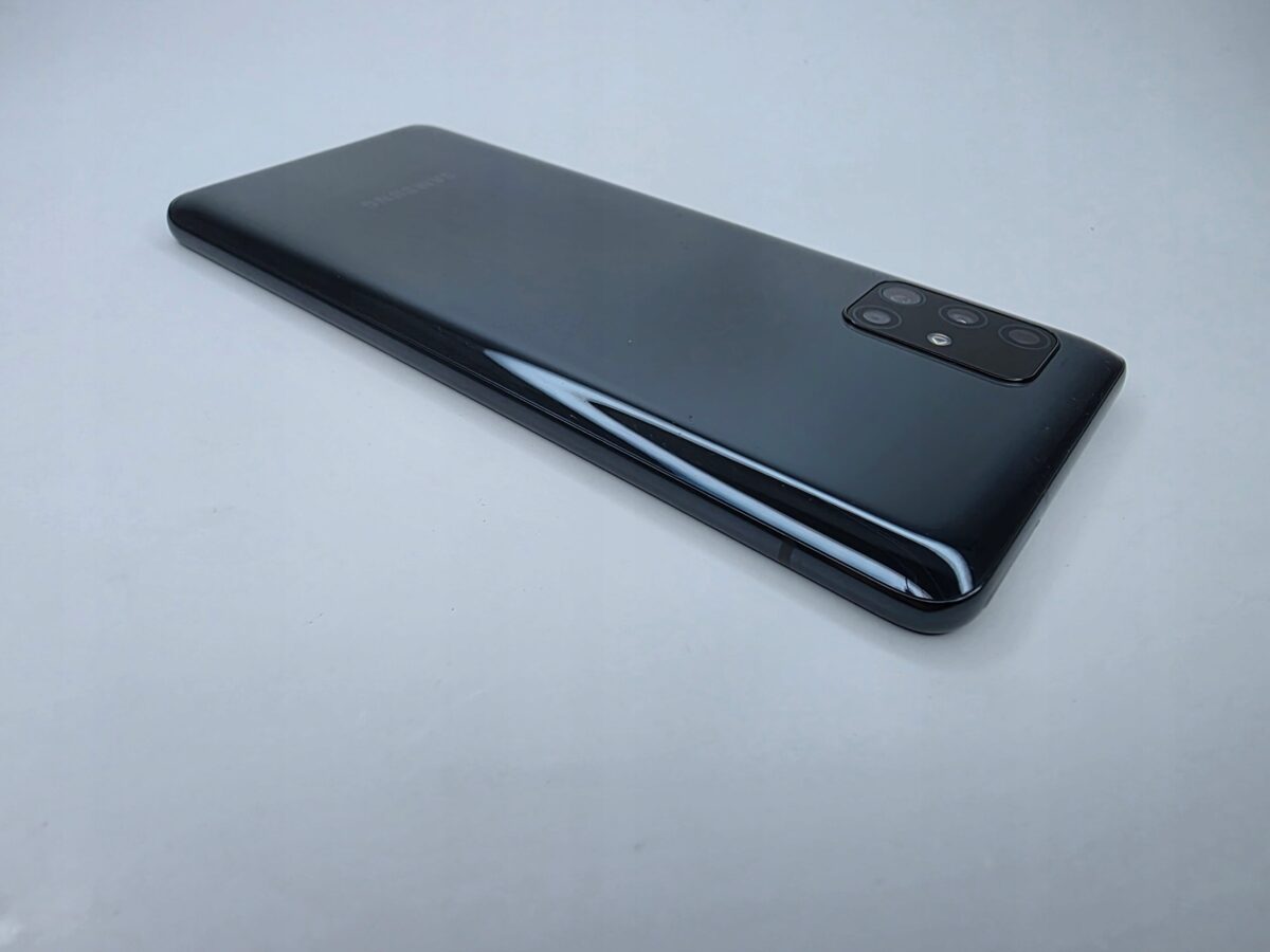 7038134805b26702da394426d61cc913