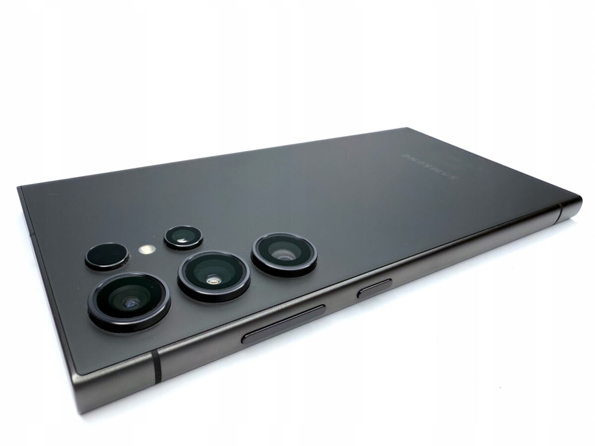 dba418831c1d5f19d9e99d273426bb64