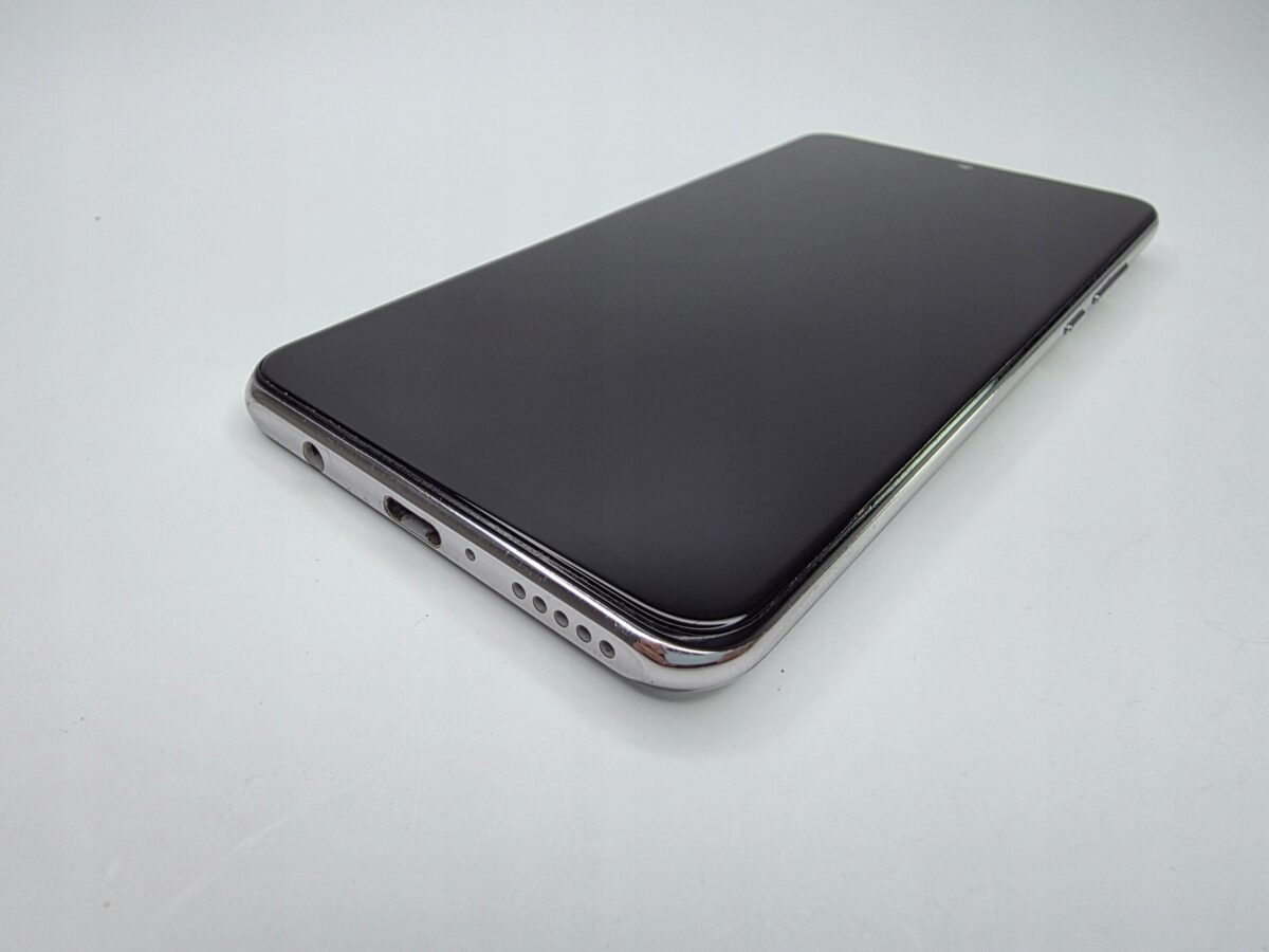 4095e13a64d00f8195f708ddfc6e07e3