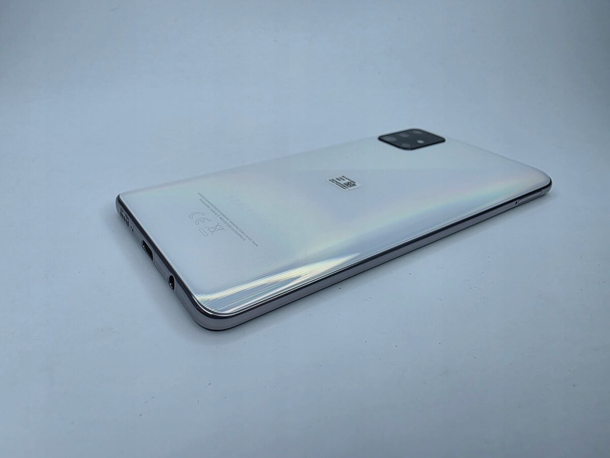 8b6db7fd3e3a5fdd493cf002ed3dab99