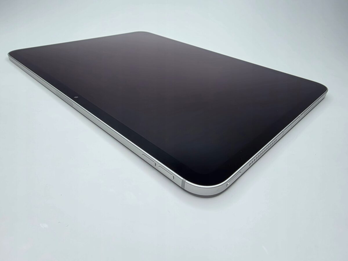 06a2b9df440d8a163a09f7306faf640d